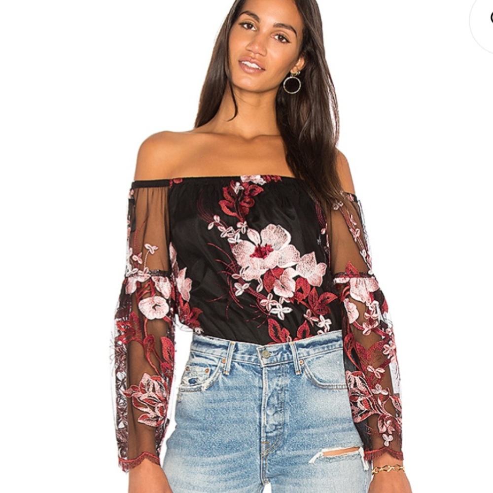 VaVa by Joy Han off the shoulder floral top